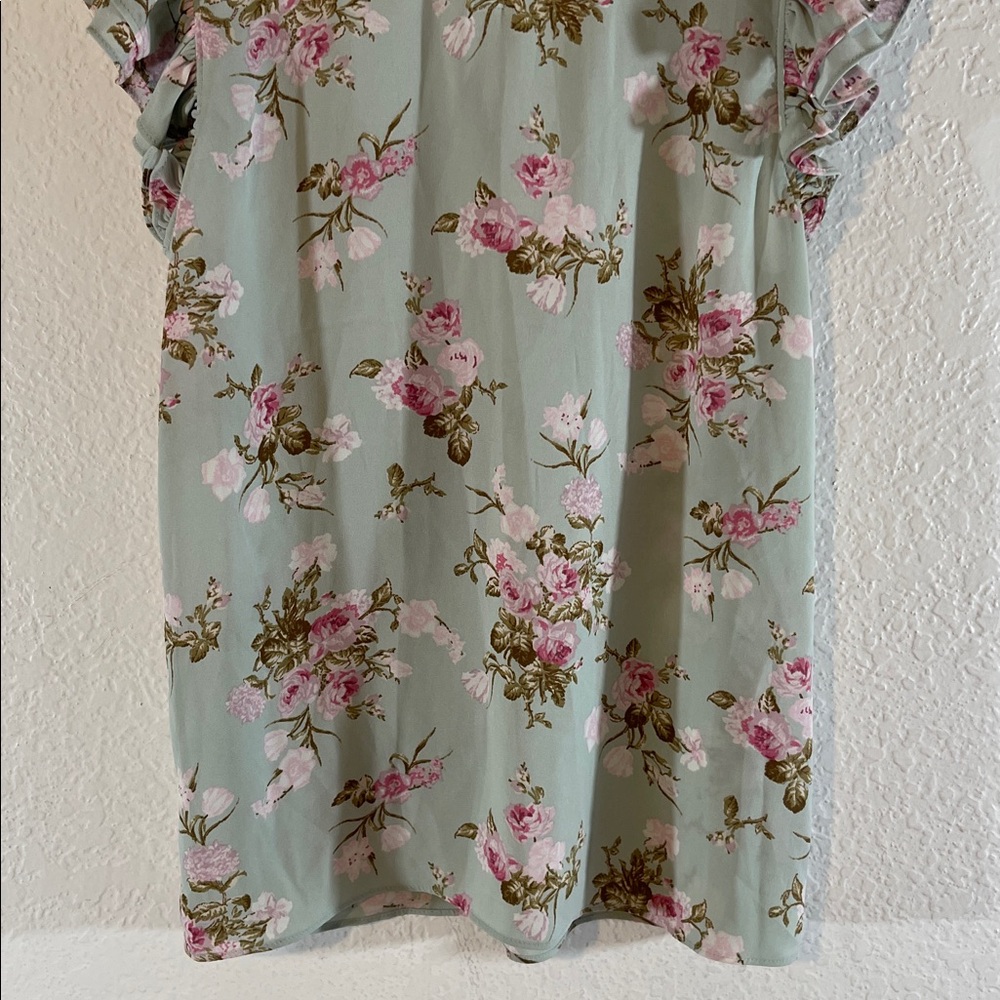 EXPRESS Floral Gramercy Blouse Ruffled Neckline & Flutter Sleeves Size XS NEW - Picture 6 of 10